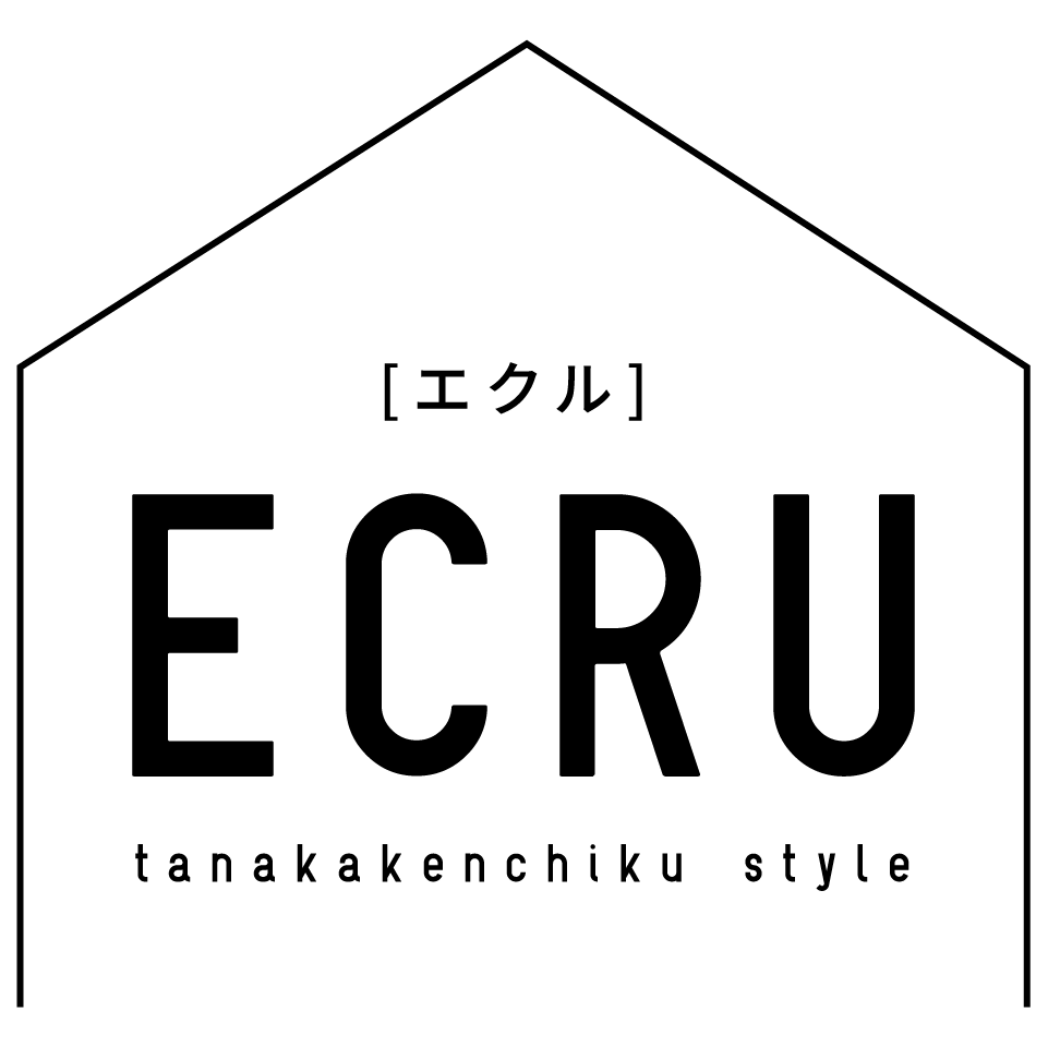 エクル ECRU