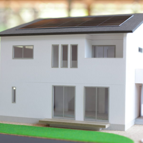 長野市・白を基調としたシンプルなデザインの、機能性にもこだわったお家