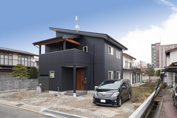 長野市内の認定低炭素住宅、長期優良住宅の２つの認定を取得した注文住宅