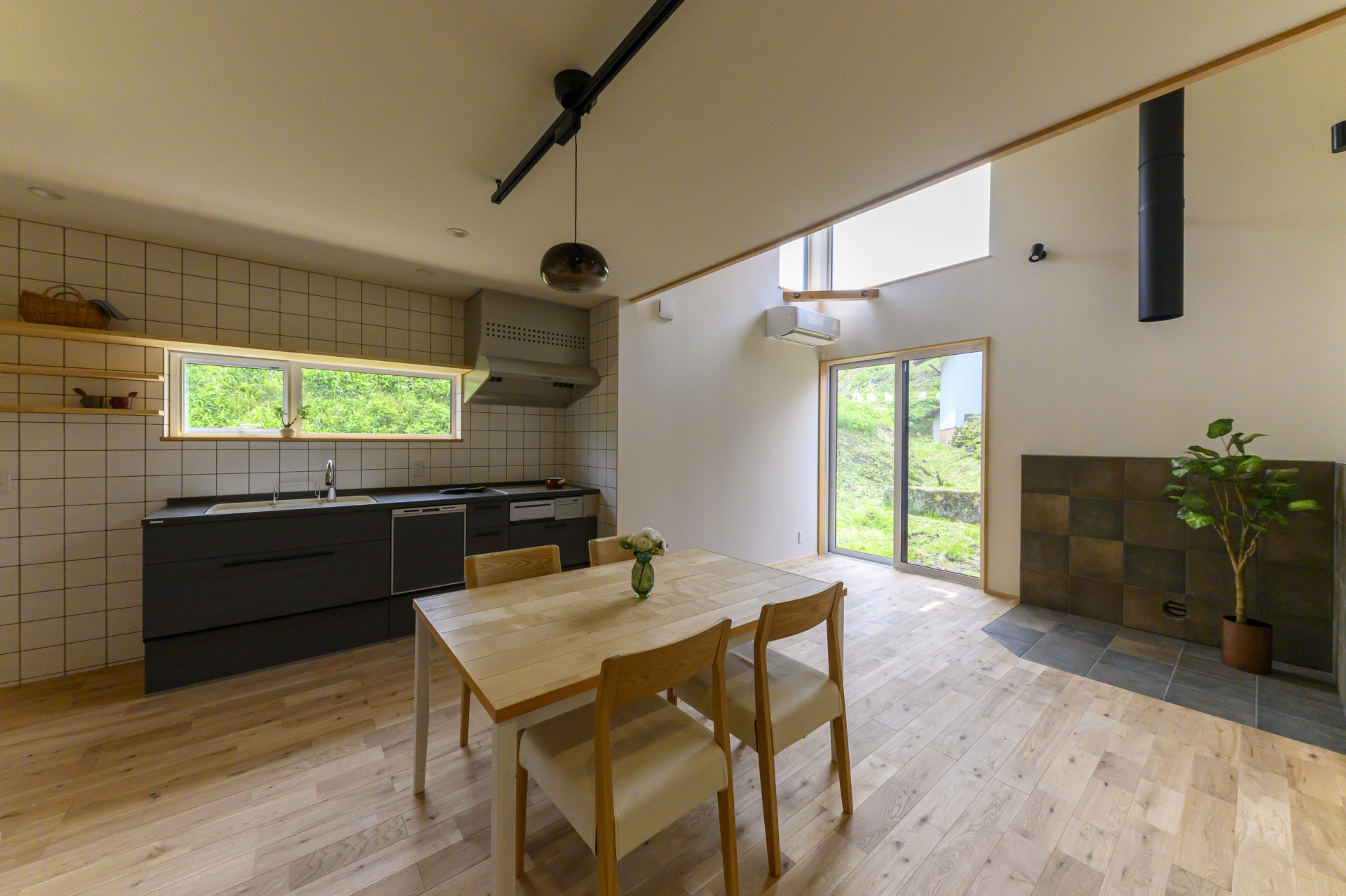 飯綱町　アンティーク家具が似合う、どこか懐かしいノスタルジックSTYLEのお家の写真