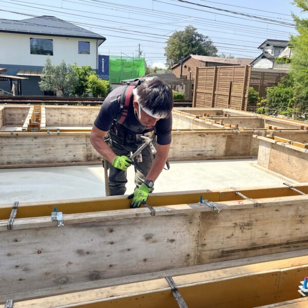 【長野市】自然の温もりの中で家族が団らんしたくなるお家