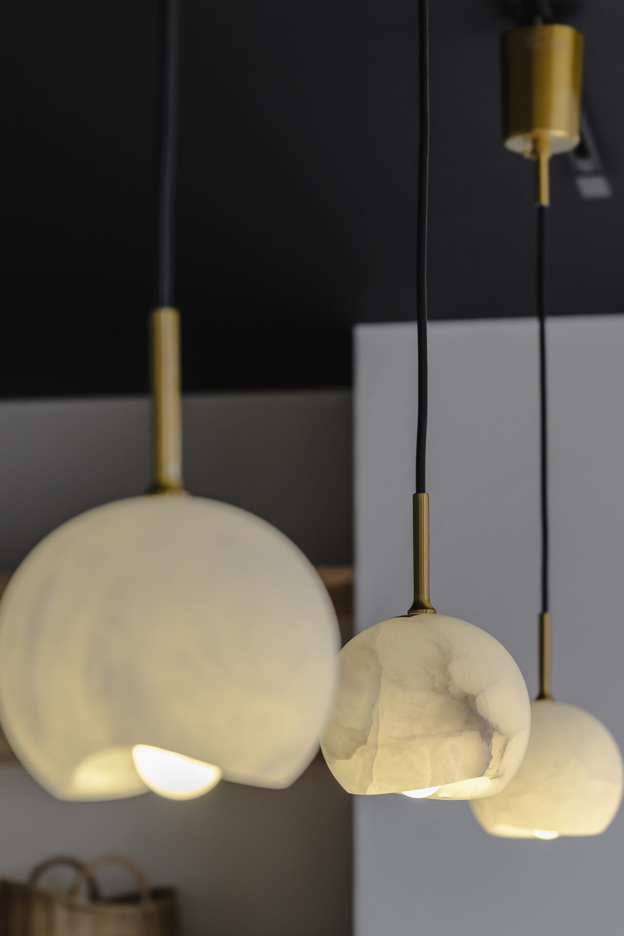 漆喰の心地よさ×造作キッチンの美しさ　満たされる家の写真